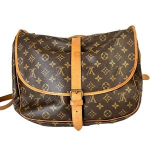 Louis Vuitton Saumur 35